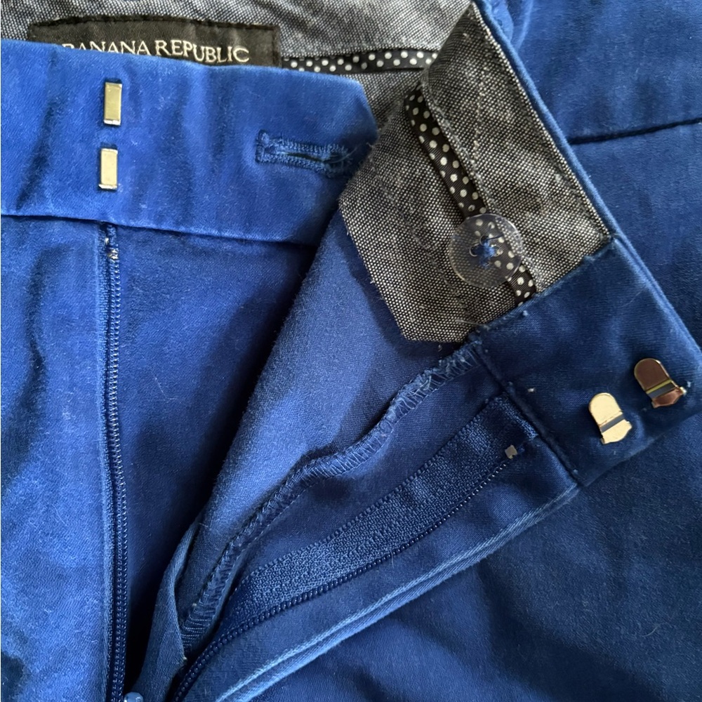 Banana Republic Vibrant Blue Women's Shorts - Picture 4 of 4